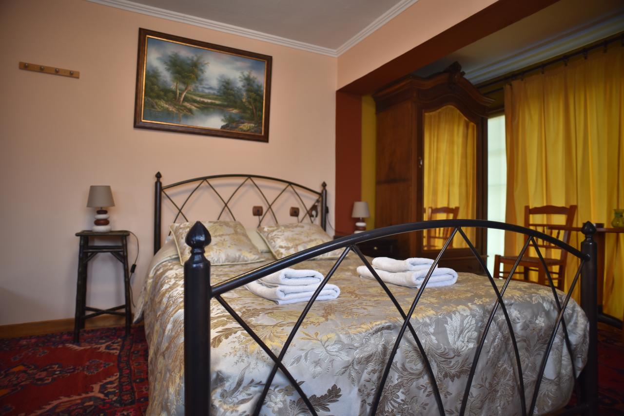 Santa Marina Guesthouse Káto Loutrákion 外观 照片