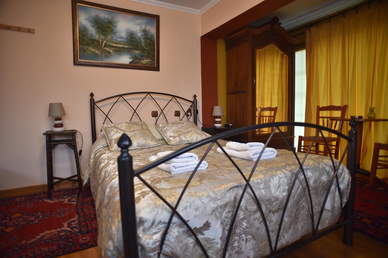 Santa Marina Guesthouse Káto Loutrákion 外观 照片