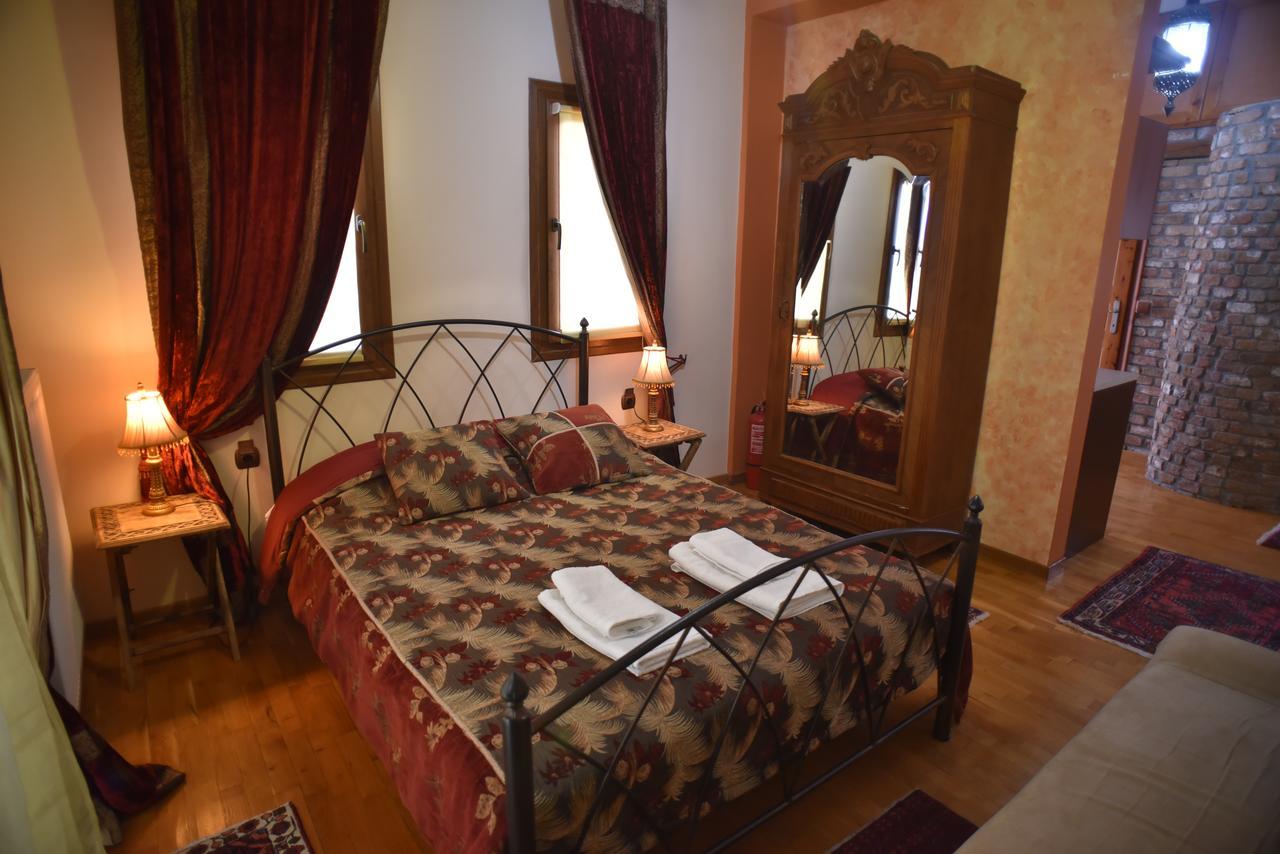 Santa Marina Guesthouse Káto Loutrákion 外观 照片