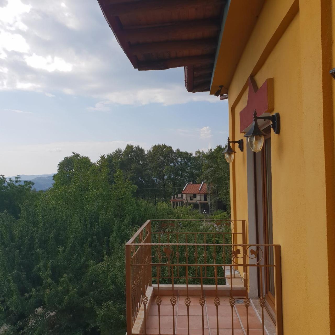 Santa Marina Guesthouse Káto Loutrákion 外观 照片