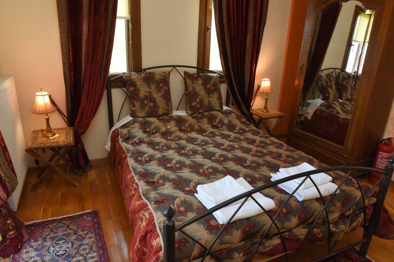 Santa Marina Guesthouse Káto Loutrákion 外观 照片