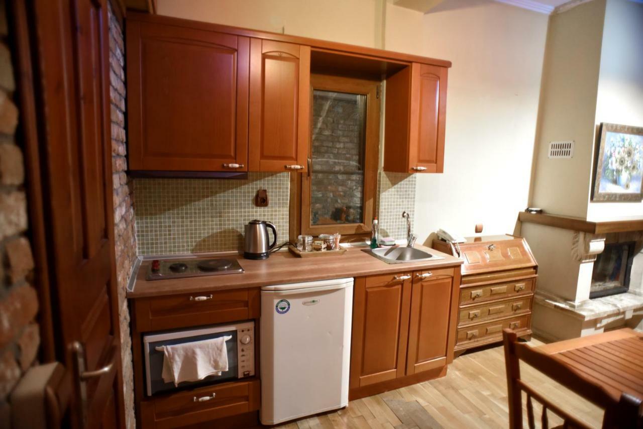 Santa Marina Guesthouse Káto Loutrákion 外观 照片