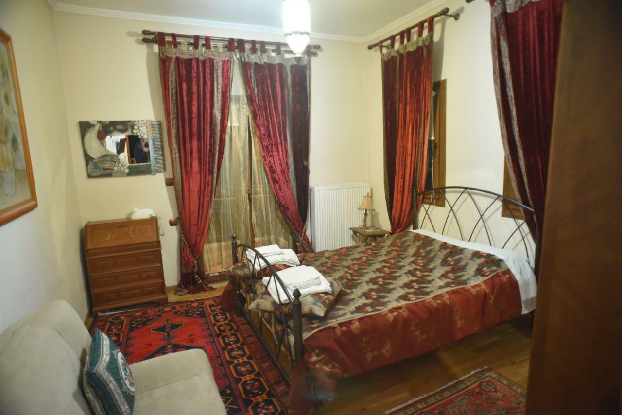 Santa Marina Guesthouse Káto Loutrákion 外观 照片