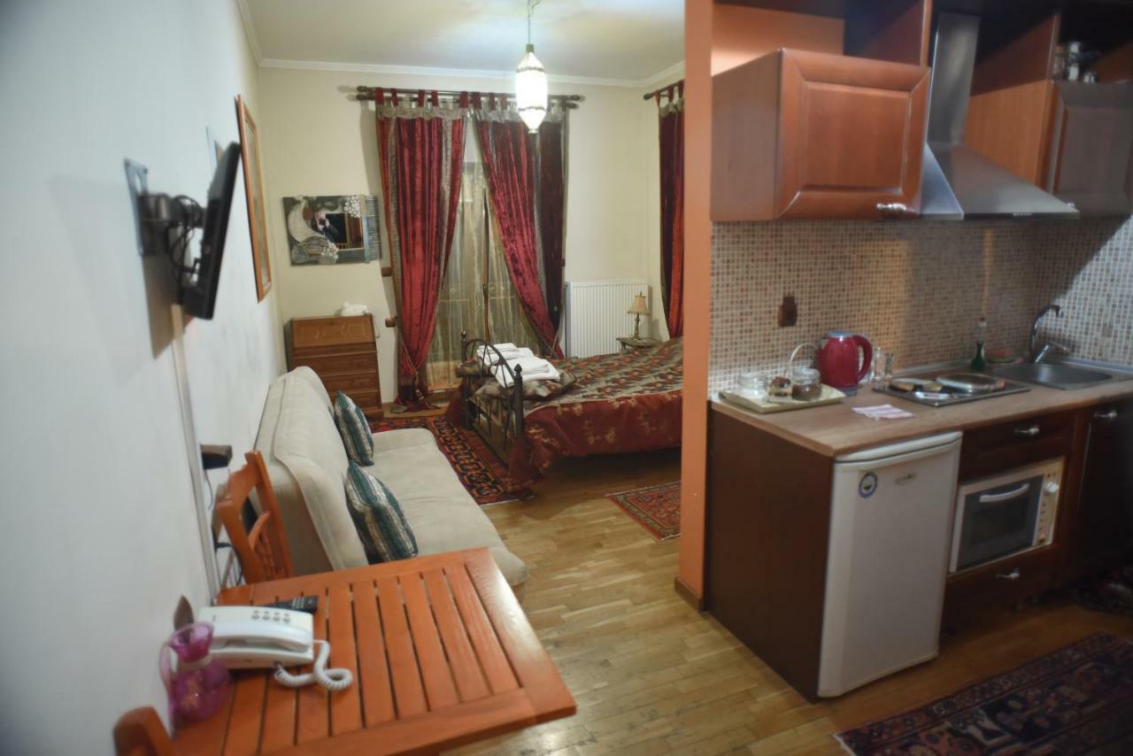 Santa Marina Guesthouse Káto Loutrákion 外观 照片