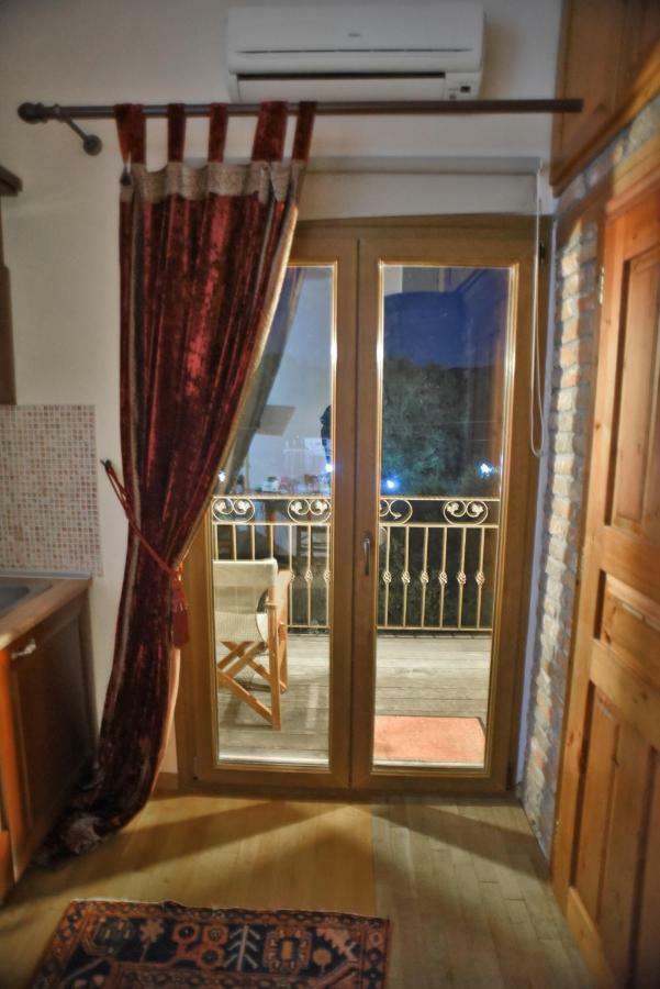 Santa Marina Guesthouse Káto Loutrákion 外观 照片