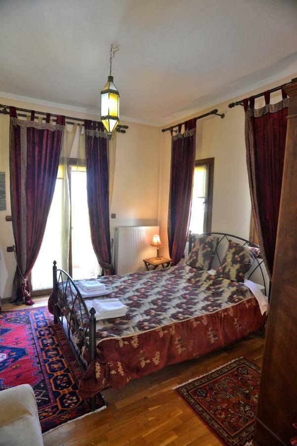 Santa Marina Guesthouse Káto Loutrákion 外观 照片