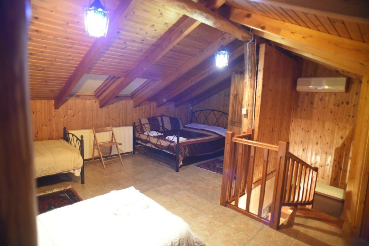 Santa Marina Guesthouse Káto Loutrákion 外观 照片