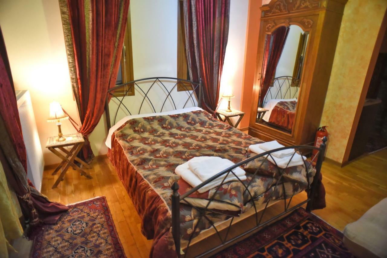 Santa Marina Guesthouse Káto Loutrákion 外观 照片